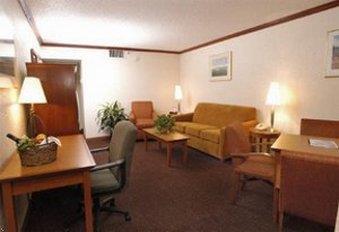 Boulder Outlook Hotel & Suites الغرفة الصورة